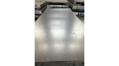 Лист алюминиевый 1,5x1500x3000 мм АД1Н ГОСТ 21631-2023 фото