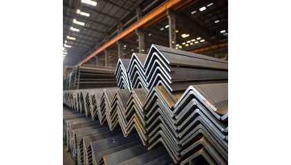 уголок стальной гнутый неравнополочный 32x25x2 мм Ст45 купить в Перми