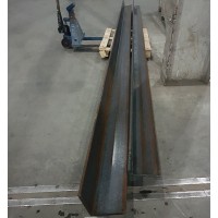 Уголок стальной горячекатаный равнополочный 75x75x5 мм Ст20 ГОСТ 8509-93