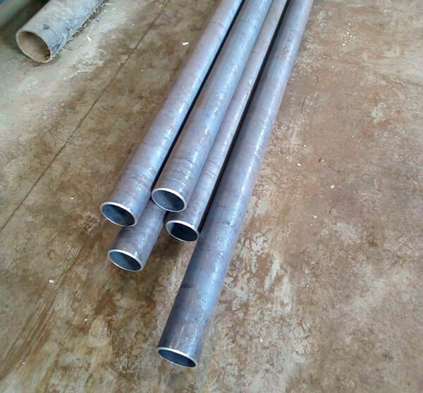 Труба свинцовая ГКРП 25x4 мм С1 ГОСТ 167-2018 фото